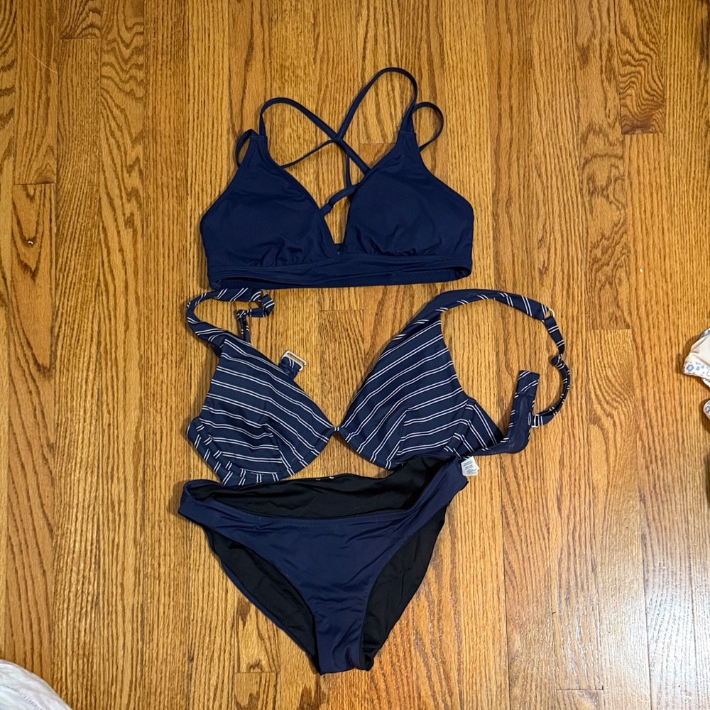 Athleta Navy and Striped Bikini Set - Medium top, 34 D top, and Large bottom